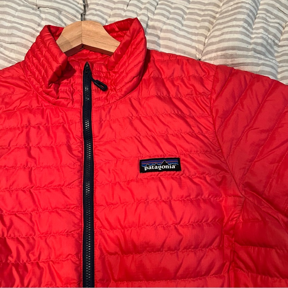 Patagonia Women Down Shirt Full Zip Puffer Jacket Hot Pink Medium